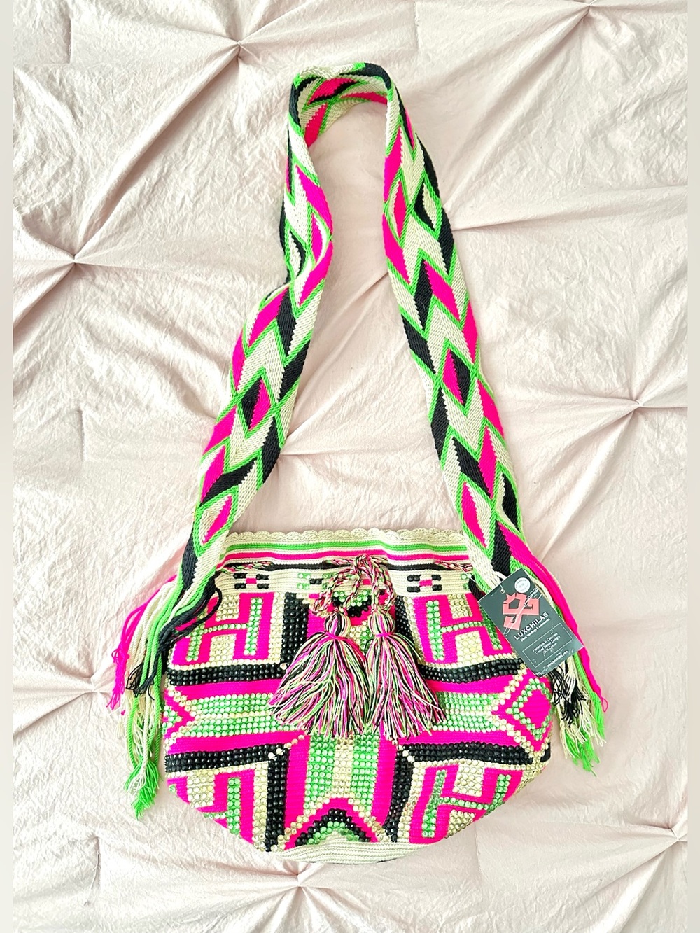 VTG CRYSTALCHILA WAYUU LUXURY HANDWOVEN MOCHILA BAG BY LUXCHILAS LIMITED EDITION